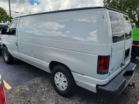 Used 2008 Ford E-250 and Econoline 250 image 4