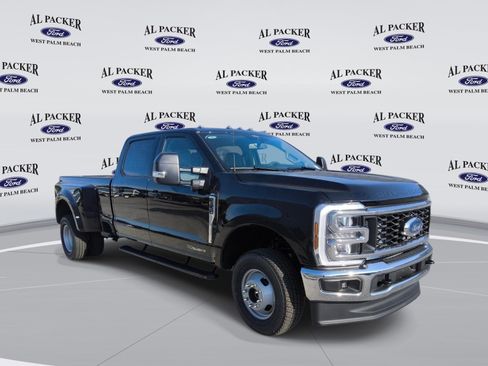 New 2026 Ford F350 XLT w/ XLT Premium Package AWD/4WD image 7