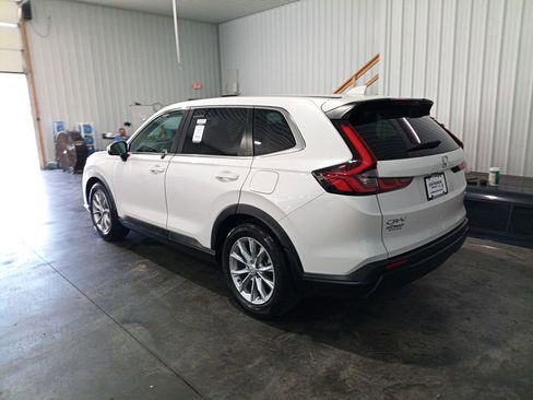 Used 2025 Honda CR-V EX-L image 3