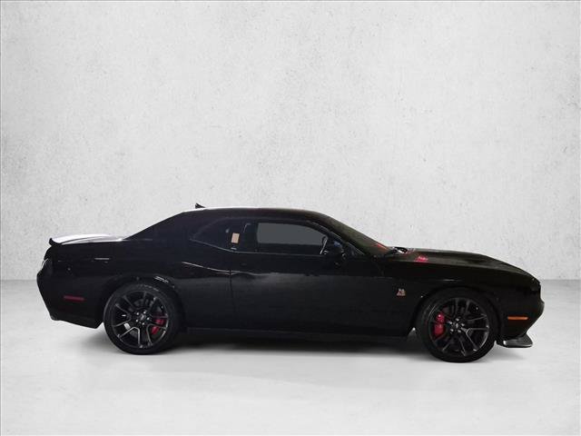 Used 2022 Dodge Challenger R/T Scat Pack RWD image 4