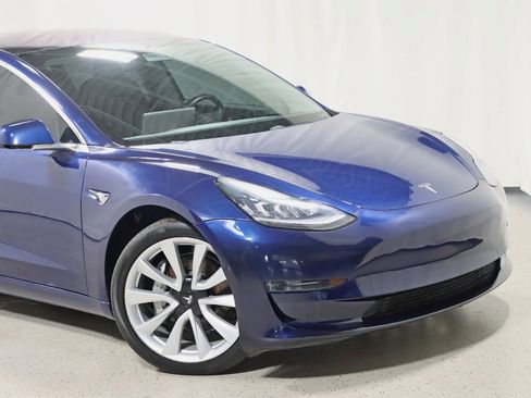 Used 2018 Tesla Model 3 Long Range image 2
