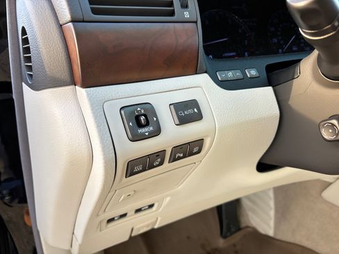 Used 2012 Lexus LS 460 AWD image 14