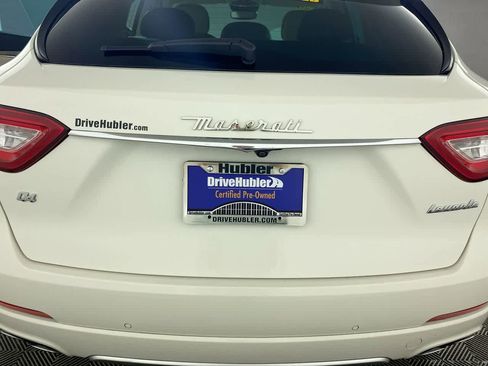 Used 2020 Maserati Levante GranLusso image 17