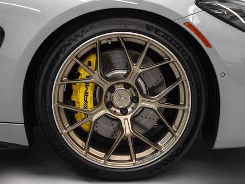 Used 2025 Mercedes-Benz AMG GT 63 image 12