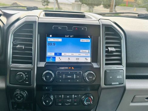 Used 2018 Ford F150 XLT w/ Equipment Group 302A Luxury image 12
