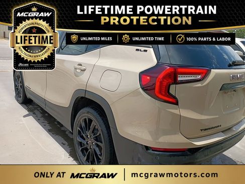 Used 2023 GMC Terrain SLE w/ Elevation Edition FWD image 8