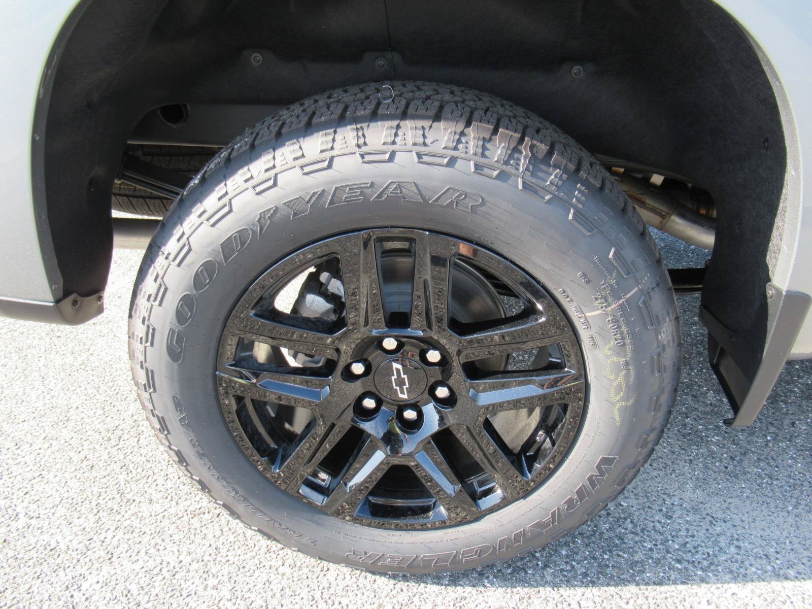 New 2026 Chevrolet Silverado 1500 RST w/ RST All Star Premium Package AWD/4WD image 8