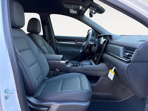 New 2026 GMC Terrain AT4 w/ Technology Package II image 15