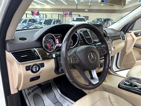 Used 2018 Mercedes-Benz GLS 450 4MATIC w/ Premium Package image 20