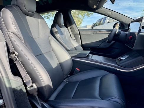 Used 2021 Tesla Model S Long Range image 13