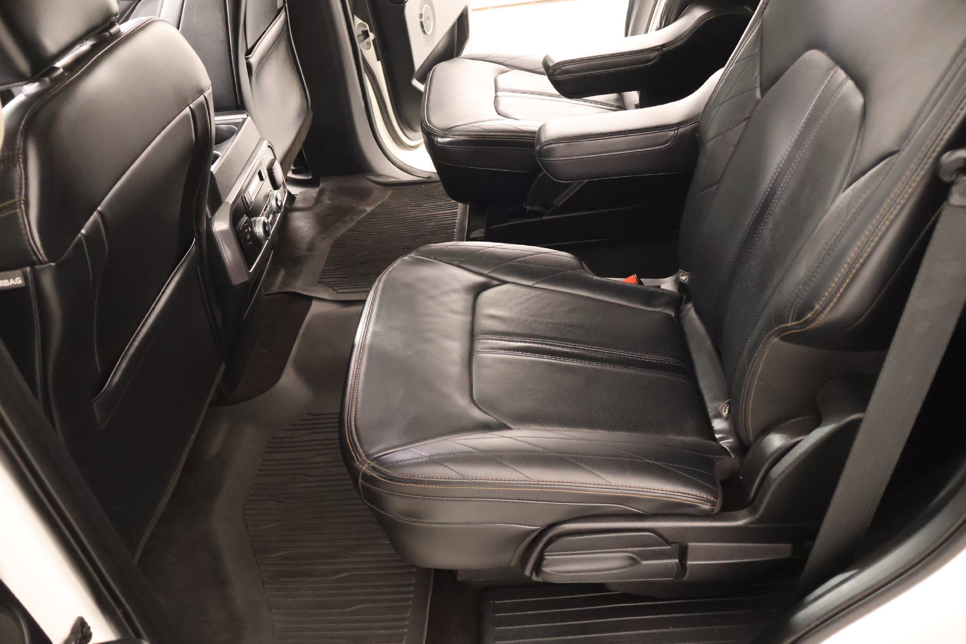 Used 2021 Ford Expedition Platinum AWD/4WD image 12