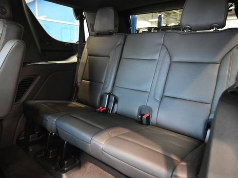 Used 2023 Chevrolet Tahoe High Country AWD/4WD image 14