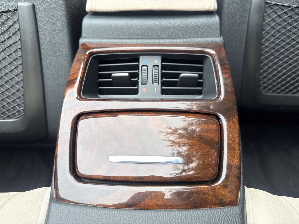 Used 2013 BMW 328i Convertible RWD image 40