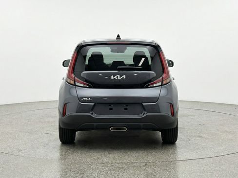Used 2025 Kia Soul LX w/ LX Technology Package FWD image 7