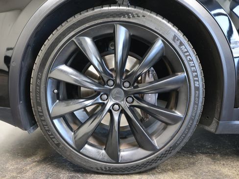 Used 2020 Tesla Model X Long Range AWD/4WD image 20