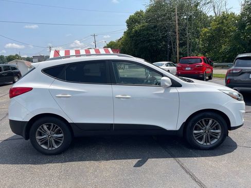 Used 2015 Hyundai Tucson SE FWD image 8