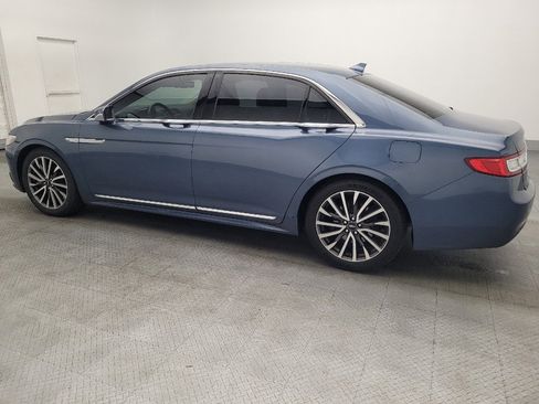 Used 2019 Lincoln Continental Select image 3