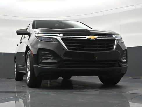 Used 2023 Chevrolet Equinox LS FWD image 29