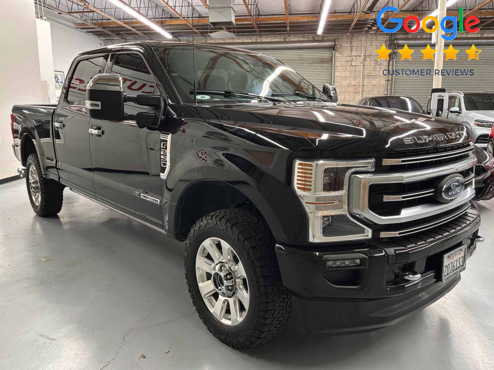 Used 2022 Ford F250 Platinum w/ FX4 Off-Road Package AWD/4WD image 3