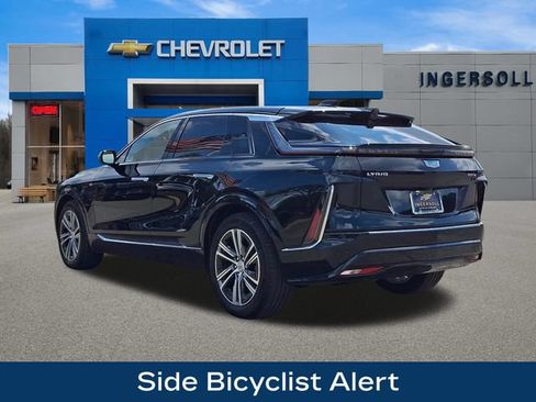 Used 2024 Cadillac Lyriq Luxury w/ LPO, Floor Liner Package AWD/4WD image 24
