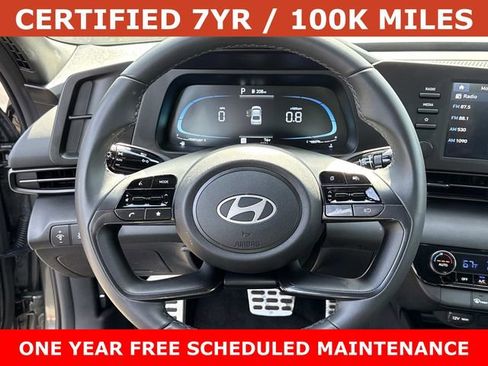 Used 2025 Hyundai Elantra Sport FWD image 18