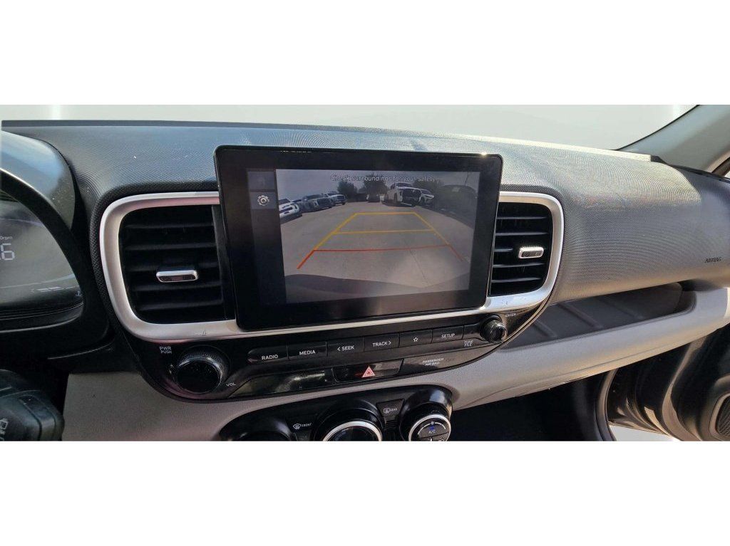 Used 2023 Hyundai Venue SEL w/ Cargo Package FWD image 31