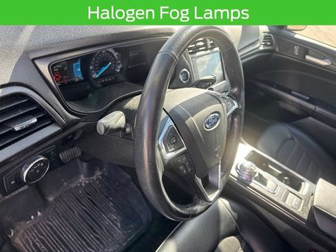 Used 2018 Ford Fusion SE w/ Equipment Group 201A FWD image 20