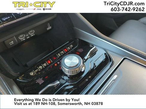 Used 2023 Jeep Grand Wagoneer Series III w/ Quick Order Packagew 28T image 27