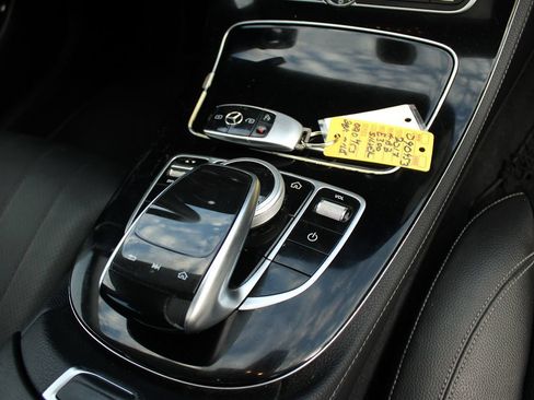 Used 2017 Mercedes-Benz E 300 image 45