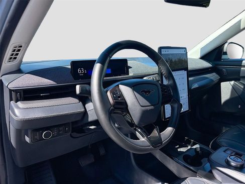 Used 2024 Ford Mustang Mach-E Premium image 10