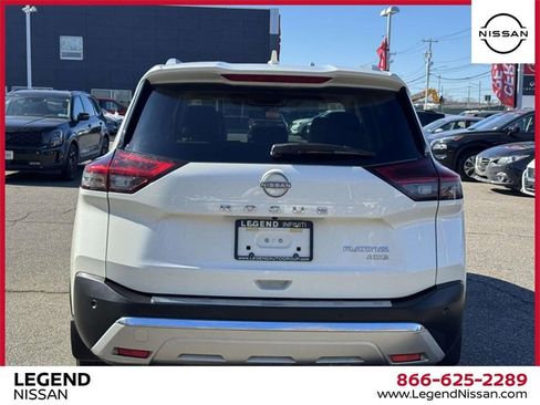 Used 2023 Nissan Rogue Platinum w/ Platinum Premium Package image 6