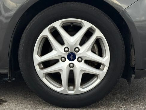Used 2016 Ford Fusion SE FWD image 40