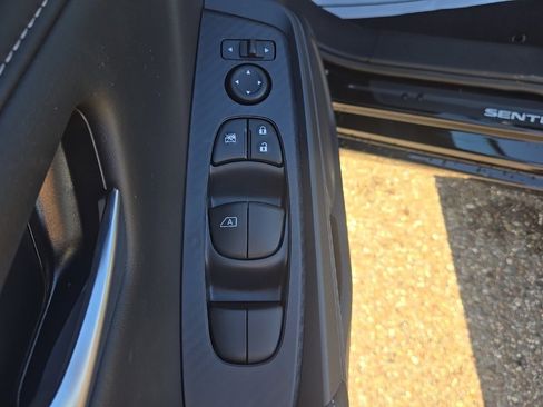New 2025 Nissan Sentra SV image 10