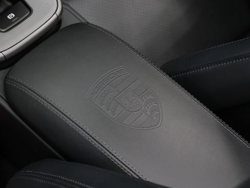 Used 2024 Porsche 911 Carrera S RWD image 29