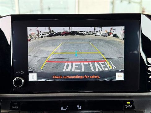 Certified 2025 Toyota Camry SE FWD image 31