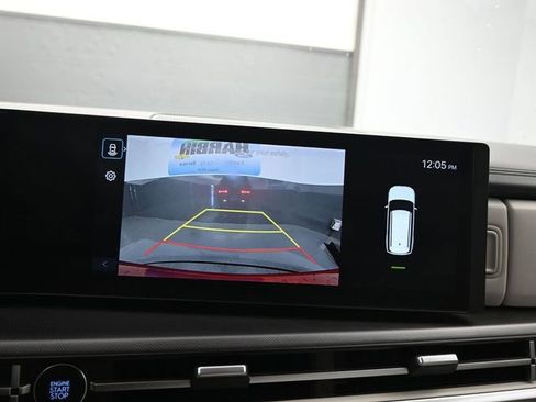 Used 2025 Hyundai Santa Fe SEL FWD image 20