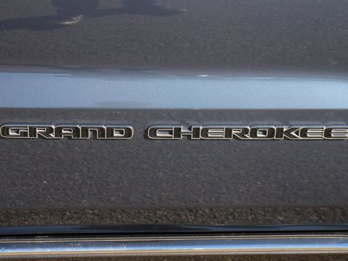 Used 2020 Jeep Grand Cherokee Summit image 51