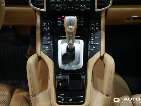 Used 2013 Porsche Cayenne Diesel image 19