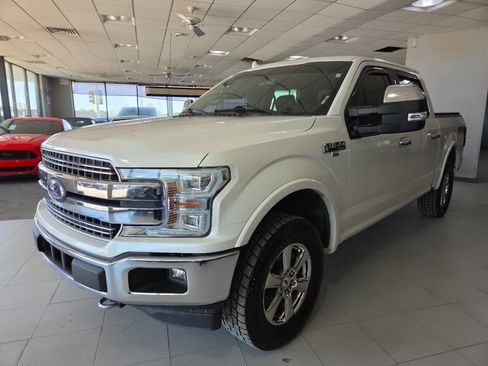 Used 2018 Ford F150 Lariat w/ Equipment Group 502A Luxury AWD/4WD image 3