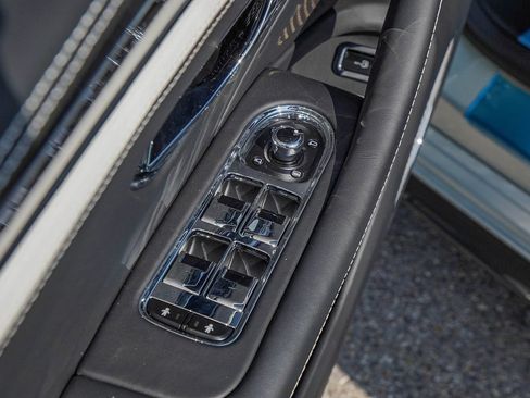New 2026 Bentley Flying Spur Plug-In Hybrid AWD/4WD image 33