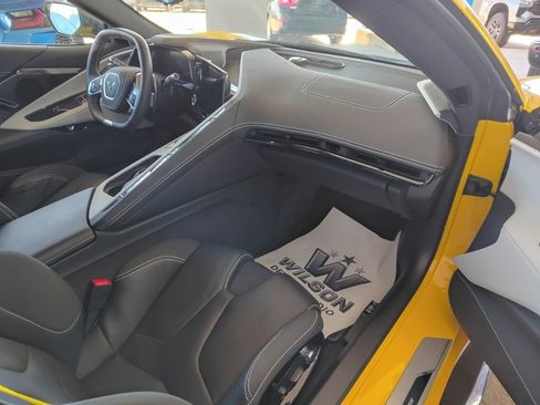 Used 2025 Chevrolet Corvette Z06 w/ Z07 Performance Package RWD image 19