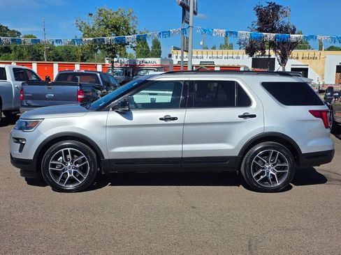 Used 2019 Ford Explorer Sport AWD/4WD image 10
