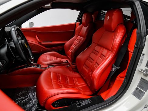 Used 2015 Ferrari 458 Italia Coupe image 40