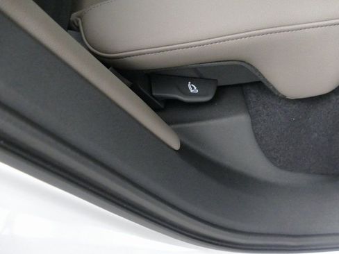 New 2025 Audi Q5 Premium Plus image 26