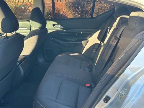 Used 2021 Nissan Altima 2.5 SV FWD image 7
