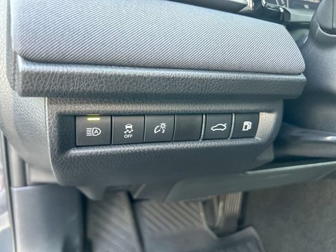 Used 2025 Toyota Camry LE w/ Convenience Package FWD image 14