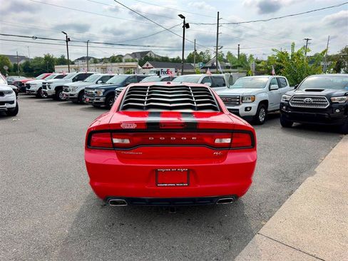 Used 2014 Dodge Charger R/T RWD image 3