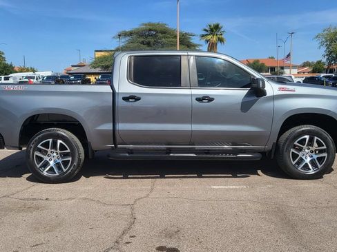 Used 2020 Chevrolet Silverado 1500 LT Trail Boss AWD/4WD image 11