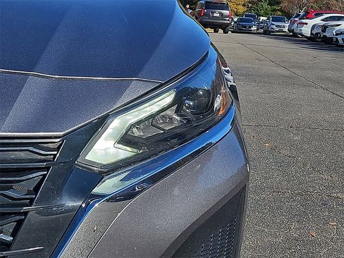 Used 2024 Nissan Altima 2.5 SV image 9