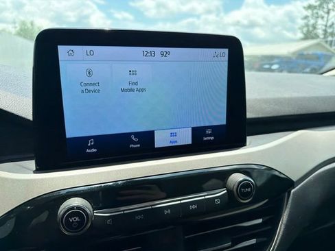 Used 2022 Ford Escape SE w/ Convenience Package FWD image 20